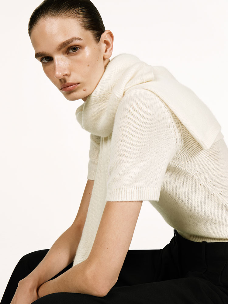 カシミヤ Tシャツ